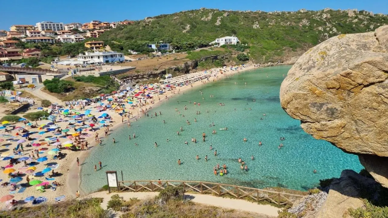 Appartamento CASA ISABELLA vicino mare con giardino Santa Teresa di Gallura