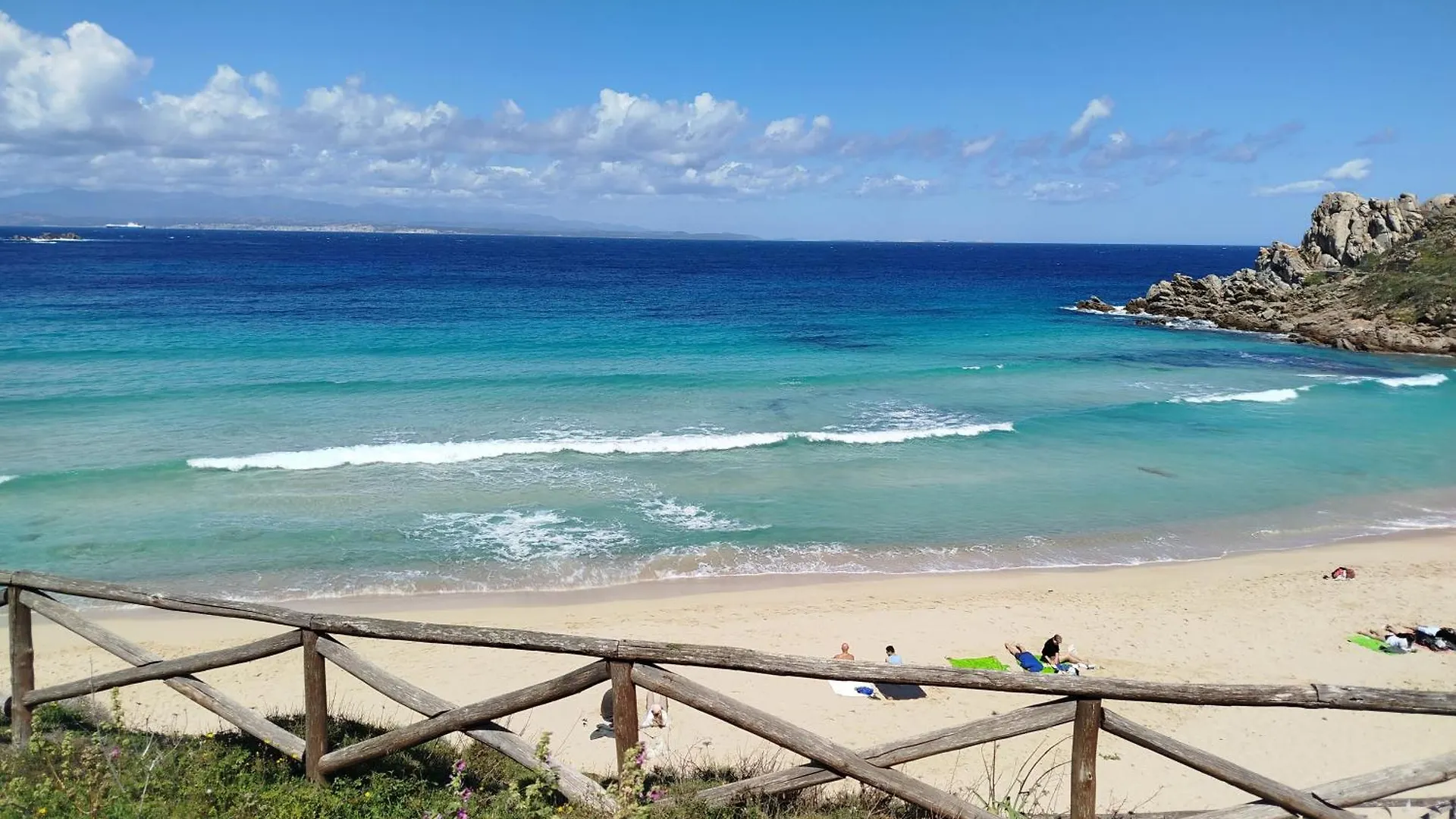 Appartamento CASA ISABELLA vicino mare con giardino Santa Teresa di Gallura